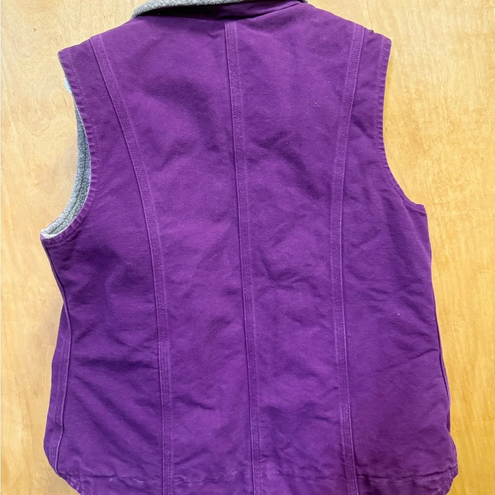 Carhartt Violet Vest with Sherpa Lining - Picture 2 of 8